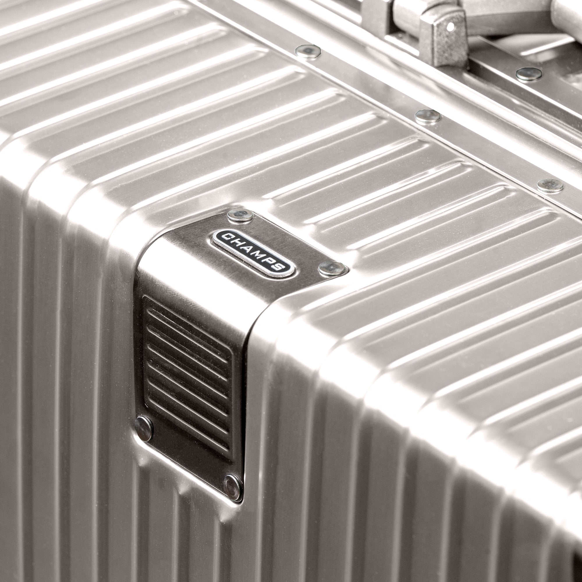 Elite / Aluminum 2-Piece Luggage Set